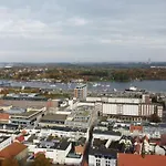 Lieblingsapartment No.10 mit 2 Schlafzimmern und eigener Terrasse